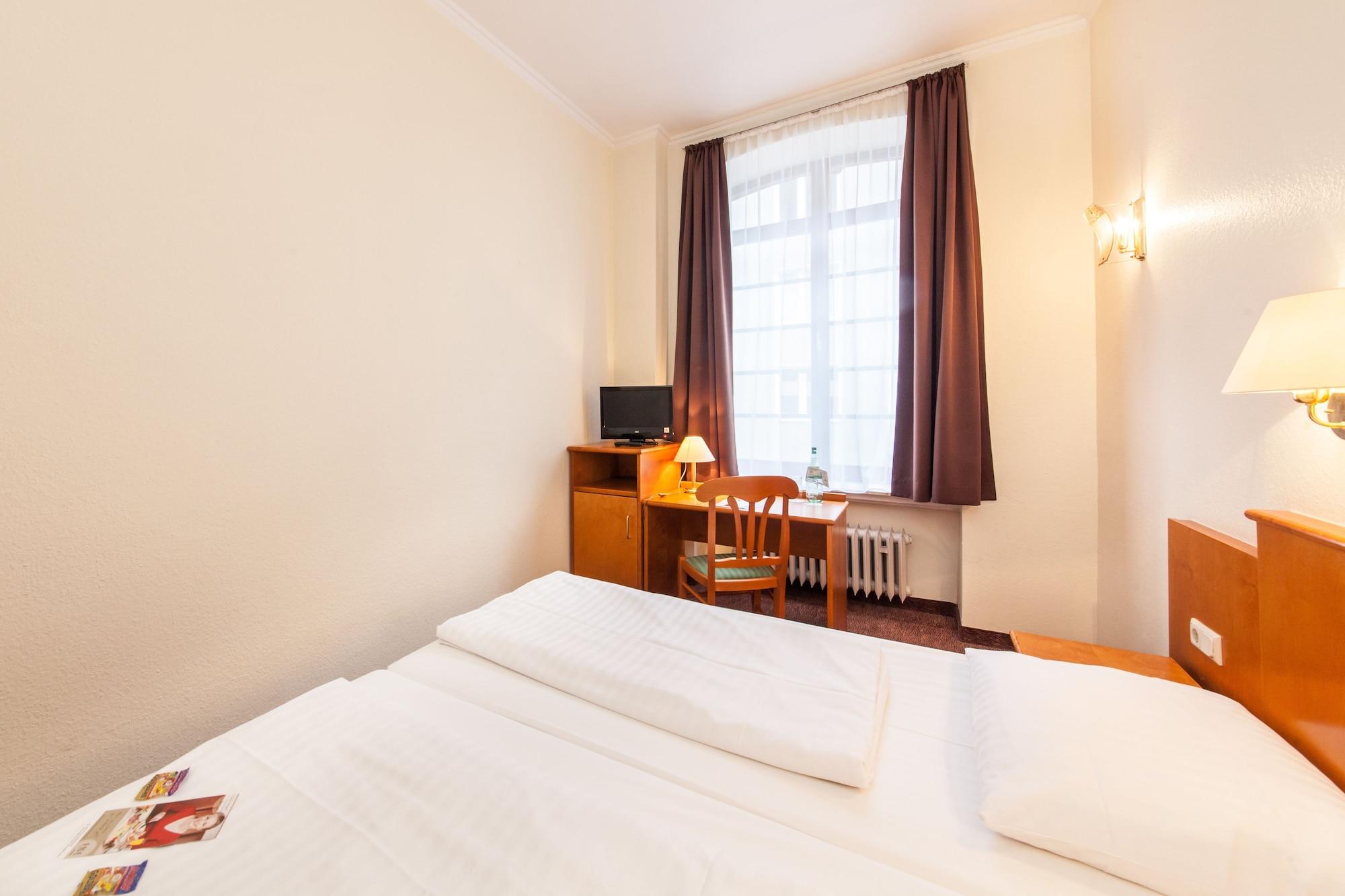 Hotel Ahl Meerkatzen Köln Dış mekan fotoğraf