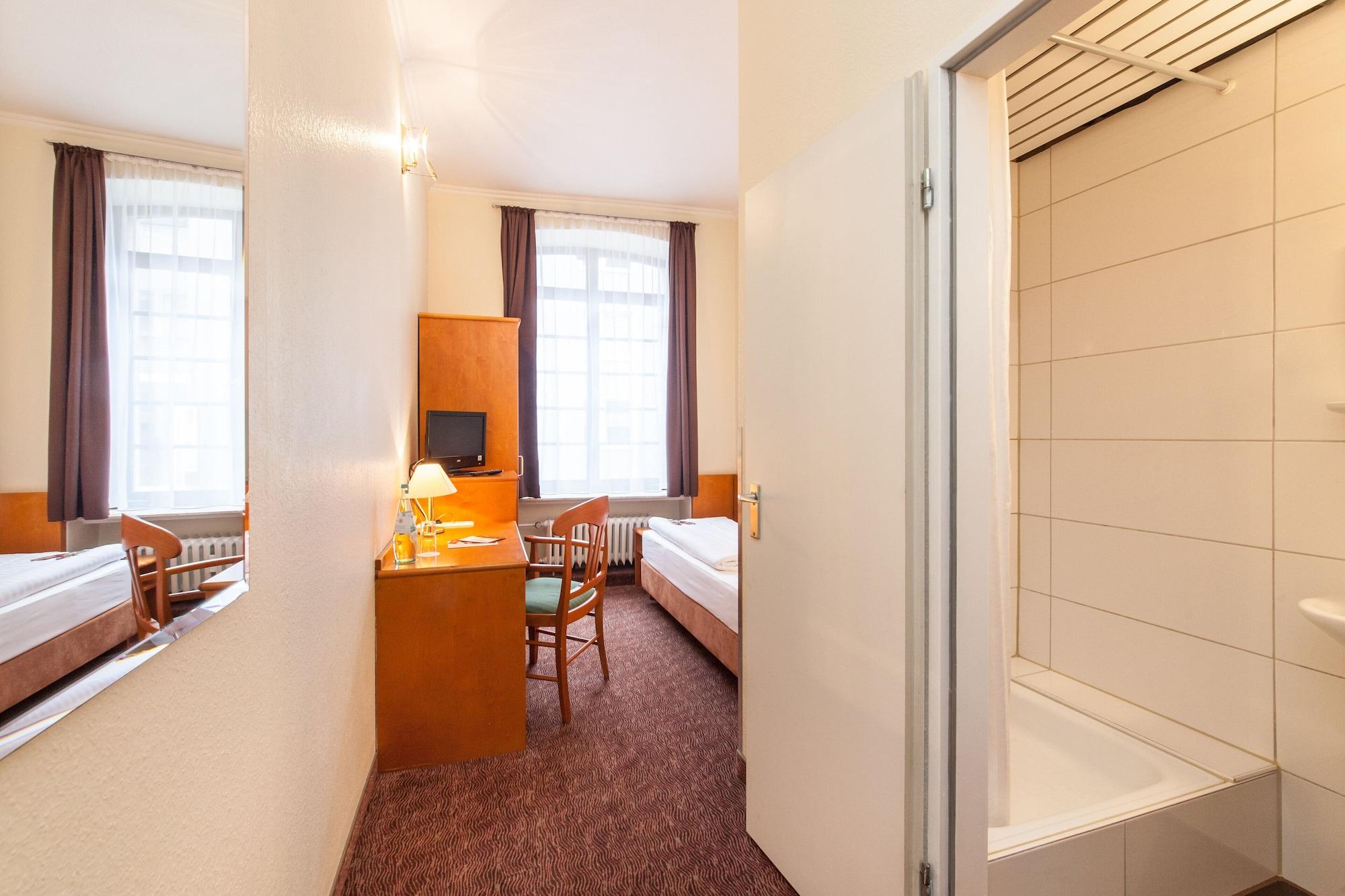 Hotel Ahl Meerkatzen Köln Dış mekan fotoğraf