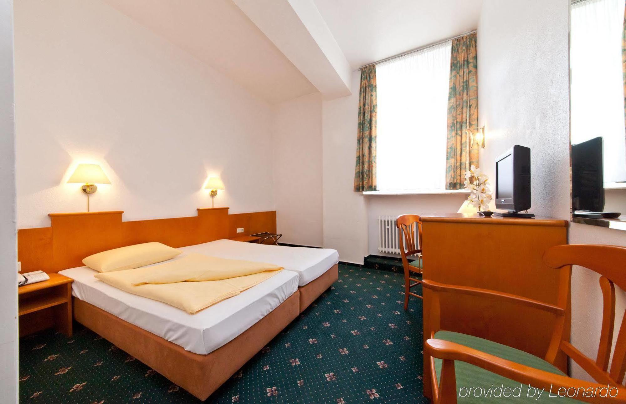 Hotel Ahl Meerkatzen Köln Dış mekan fotoğraf